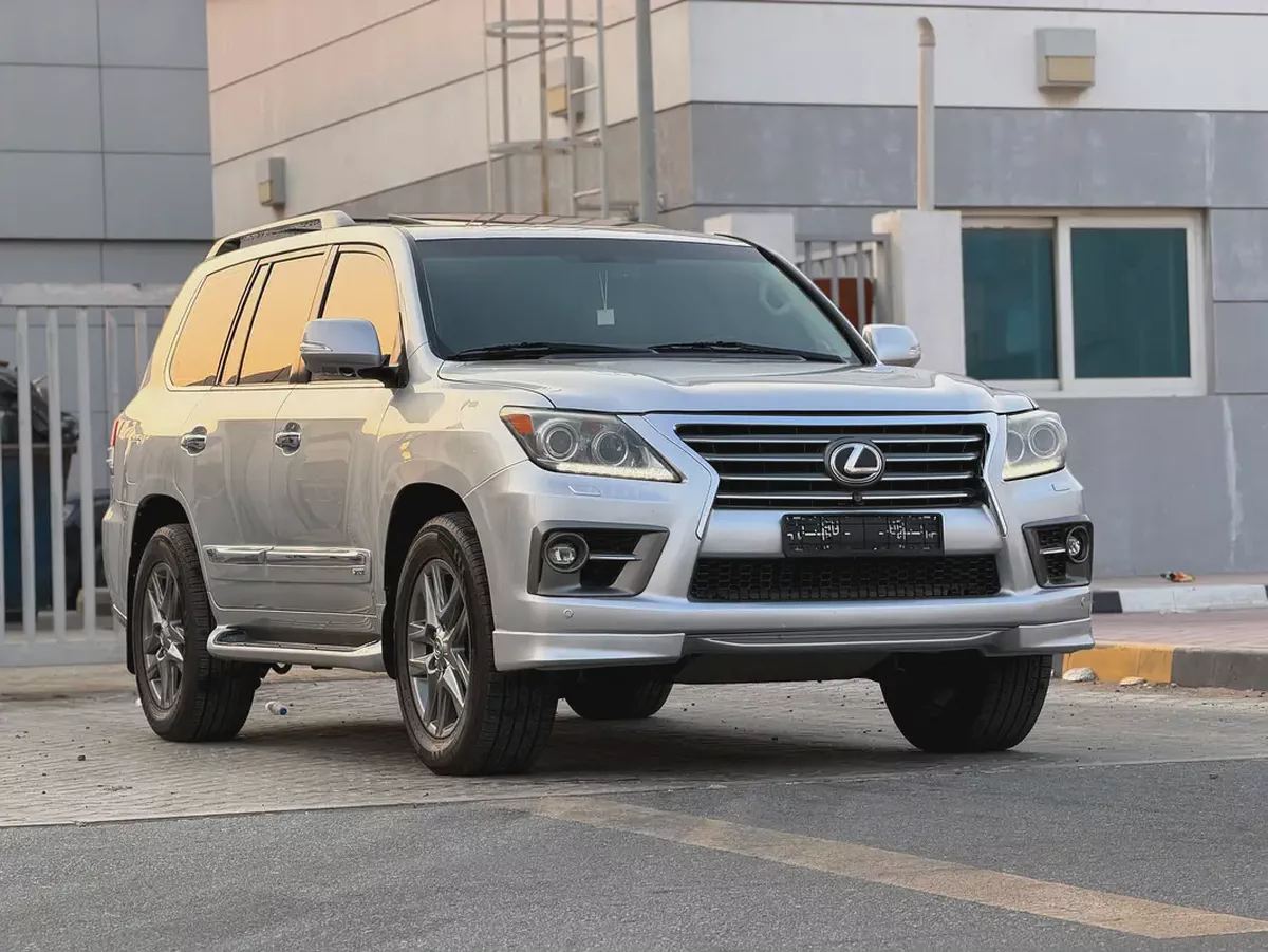 2010 Lexus LX 570 Sport GCC Specs-1-1