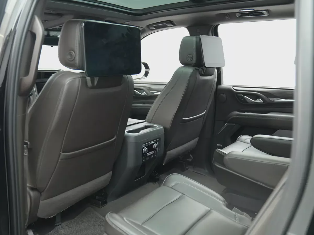 GMC Yukon Denali 2023 | GCC Specs | Low Mileage | Warranty-12-12