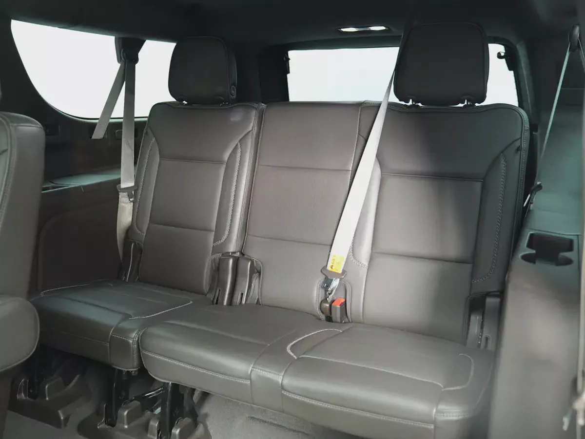 GMC Yukon Denali 2023 | GCC Specs | Low Mileage | Warranty-13-13