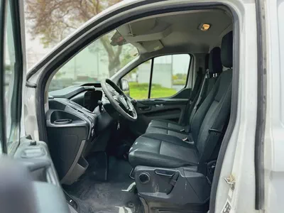 Ford Transit Van 2021 - GCC Specs - Excellent Condition-5