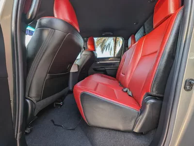 Toyota Hilux Adventure 2021 GCC Specs V6 4.0L  interior and Exterior Excellent Condition-7