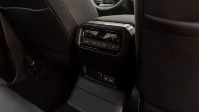 Toyota Prado VXR Toyota Prado Premium 2.4L petrol MY 2025 FULL OPTION-17