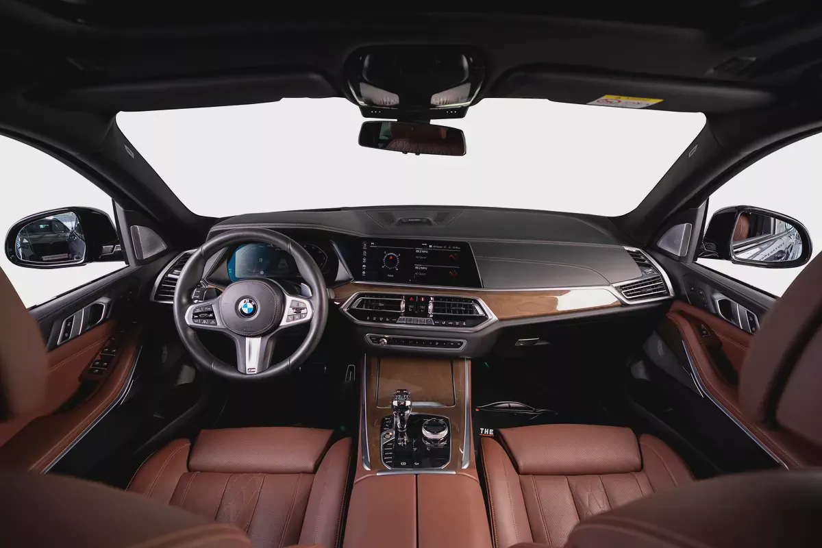 BMW X5 M50i GCC-BMW Full Service History-BMW Individual Interior-Aero Dynamic Package-V8-9-9
