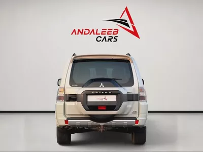 MITSUBISHI PAJERO GLS V6 | 7-SEATER 4WD SUV | GCC | 2016-3