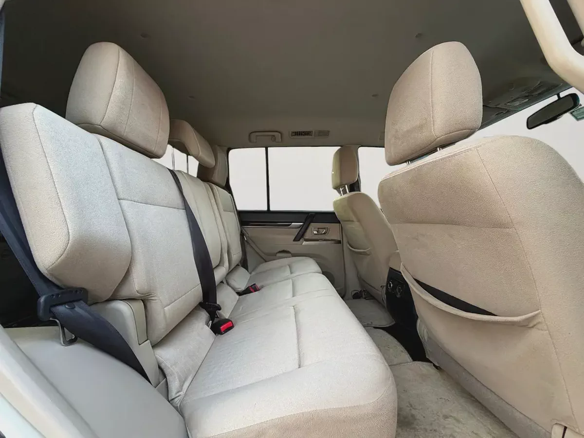 MITSUBISHI PAJERO GLS V6 | 7-SEATER 4WD SUV | GCC | 2016-17-17