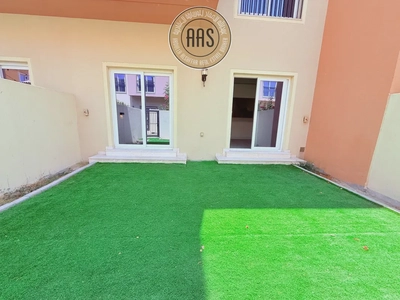 READY TO MOVE SPACIOUS 3BR+MAID VILLA AVAILABLE FOR RENT-10