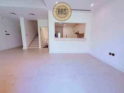 READY TO MOVE SPACIOUS 3BR+MAID VILLA AVAILABLE FOR RENT-14