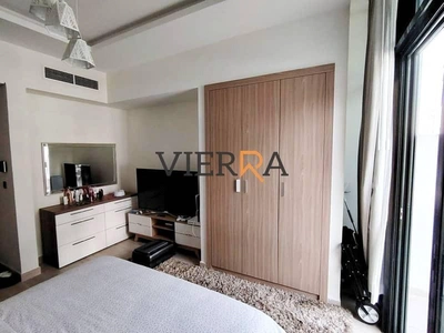 Beautifully Furnished | Best Location | Chiller free-1