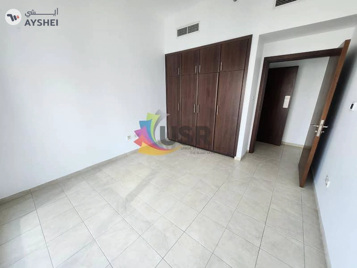 HUGE BALCONY | 3BHK IN MARINA VIEW | FOR FAMILY 180K-12-12