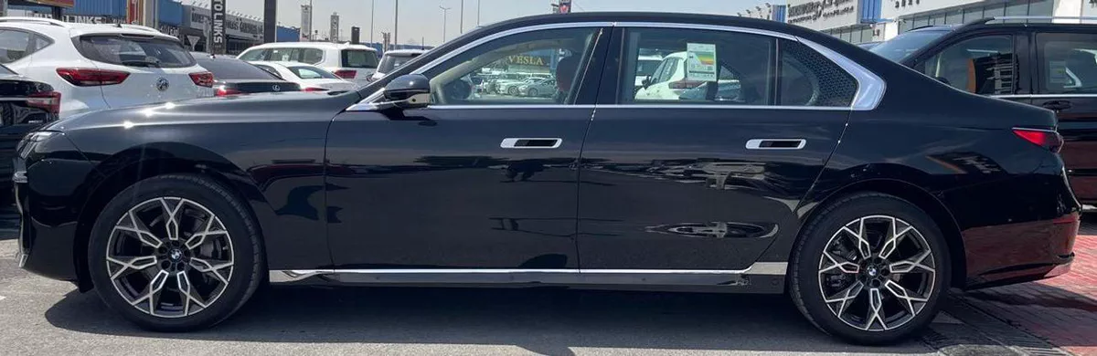 BMW 735i EXCELLENCE Under Warranty & Service 2026 GCC-4-0