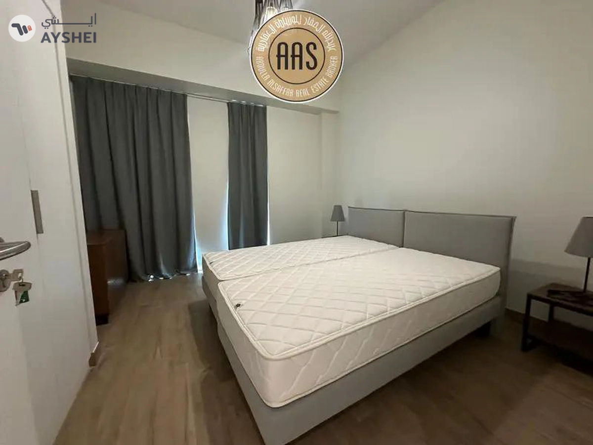 Luxurious 3bhk flat||Multiple Cheques ||Near Metro Station-9-9