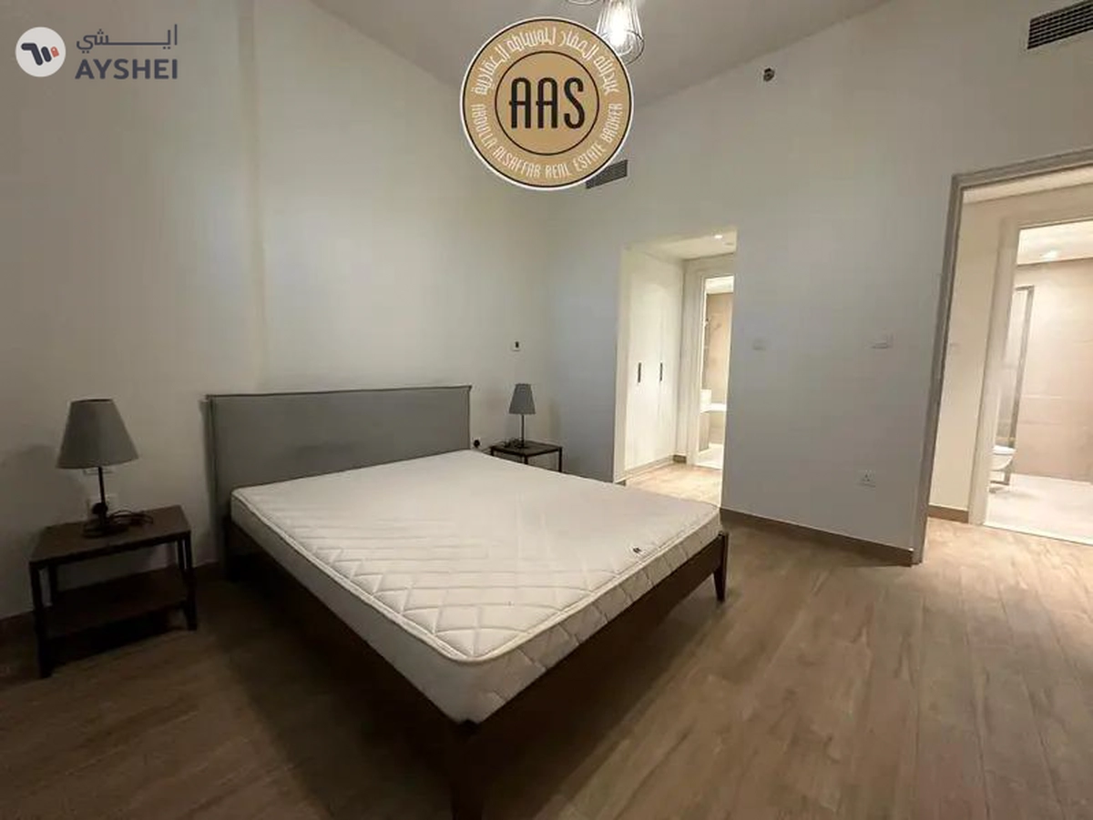 Luxurious 3bhk flat||Multiple Cheques ||Near Metro Station-11-11