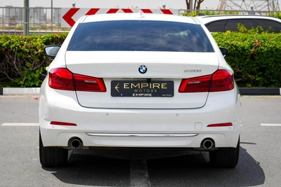 BMW 520i 2020 - Korean Specs - Excellent Condition-15