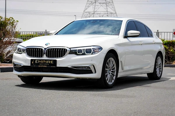 BMW 520i 2020 - Korean Specs - Excellent Condition