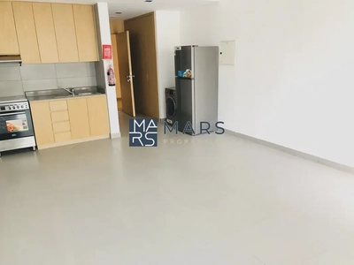 Private balcony | Kitchen Appliances | Community view |-4