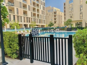 Private balcony | Kitchen Appliances | Community view |