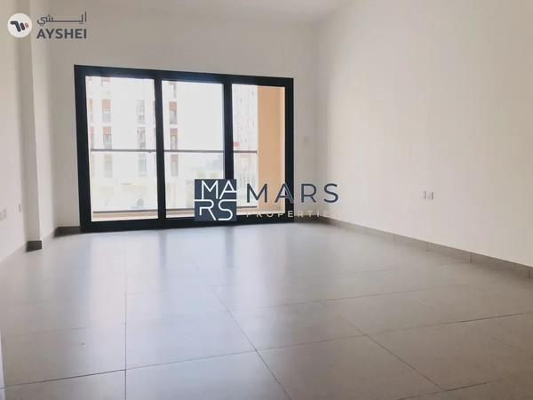 Private balcony | Kitchen Appliances | Community view |