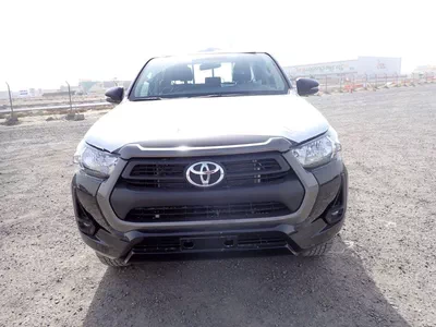 Toyota Hilux GLX-1