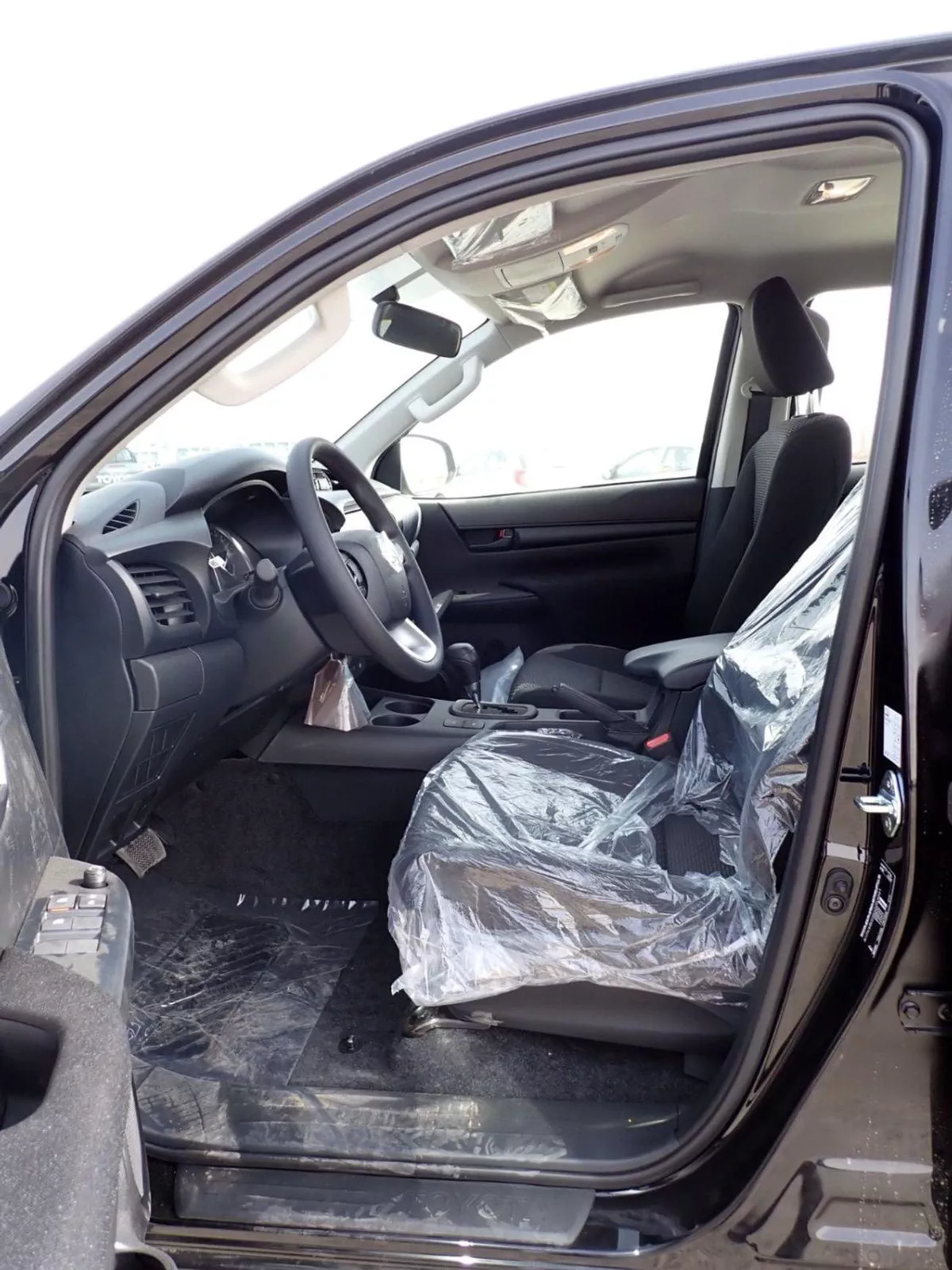 Toyota Hilux GLX-12-0