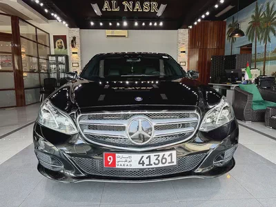 Only 83K KM !! - Hybrid - E 400 - Full Option - Amazing Condition-1