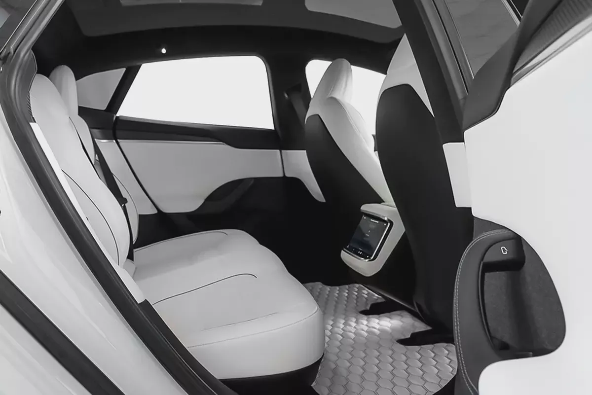 5,125 / 60 month’s | 0% DP | 2023 Tesla Model S Plaid / Tesla Warranty-12-12