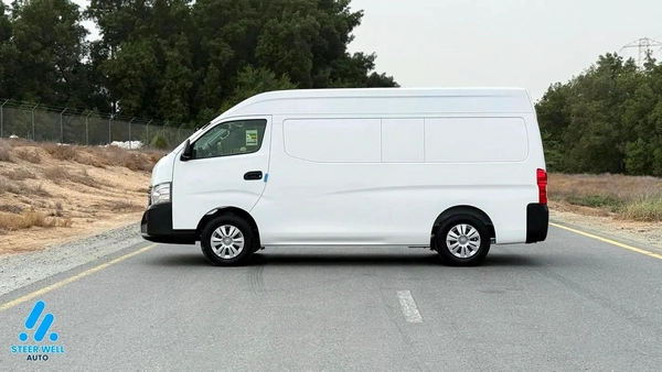 2025 Nissan Urvan NV350 Highroof Delivery Van GCC White Automatic