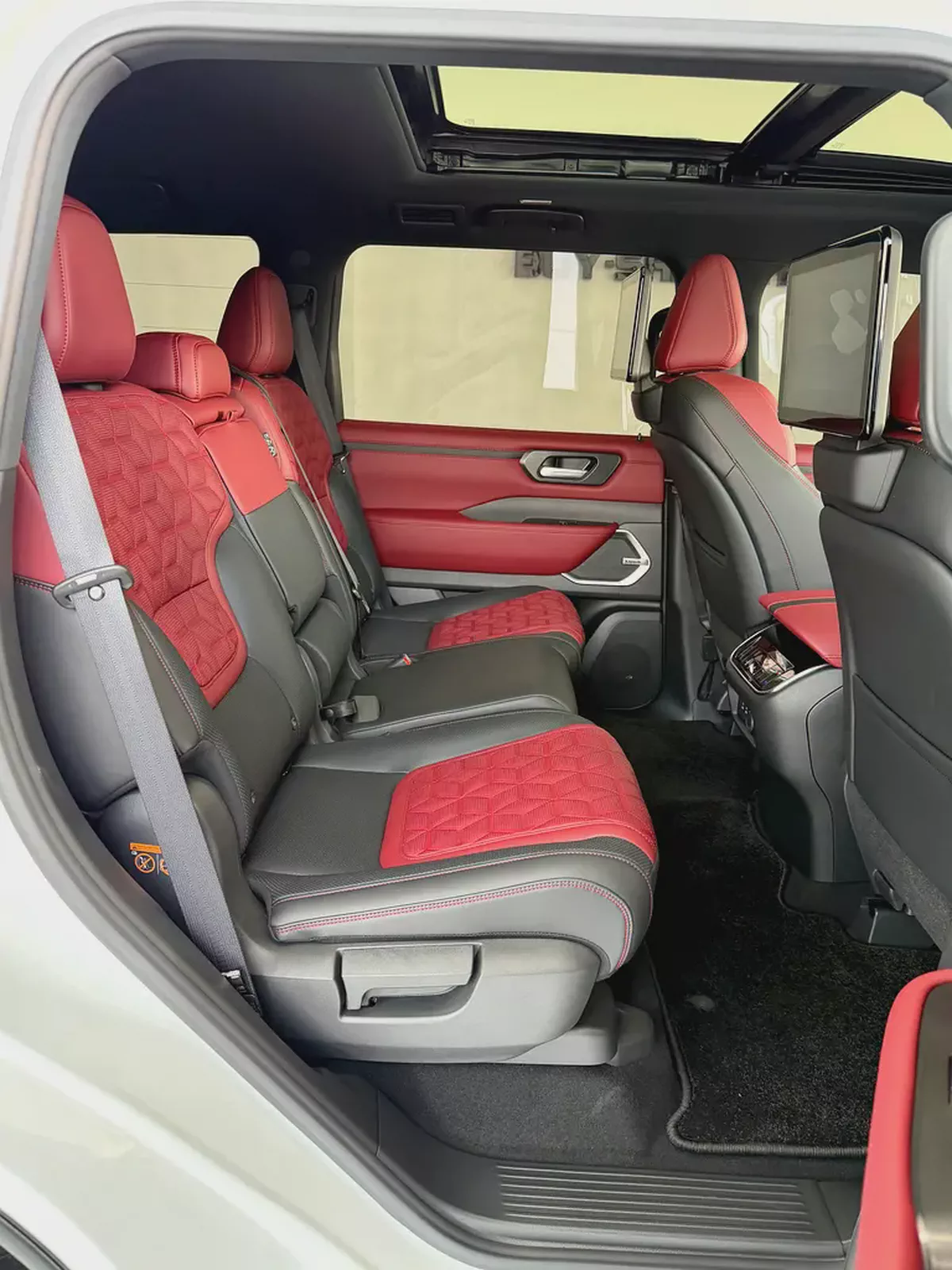 Nissan Patrol SE Platinum 2026 GCC Specs-10-10