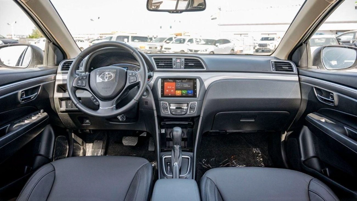 Toyota Belta STD 1.5P AT MY2023 – WHITE-9-0