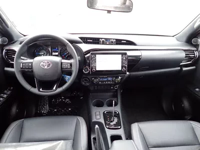 Toyota Hilux ADVENTURE-10