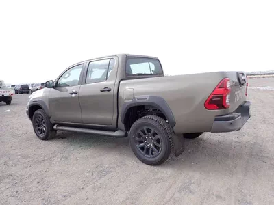Toyota Hilux ADVENTURE-2