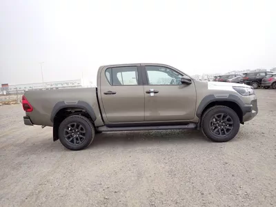 Toyota Hilux ADVENTURE-5