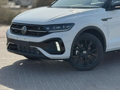 Volkswagen T ROC 300TSI Black Edition 1.5L Petrol 2025 Export Price @ 72,500 AED-16