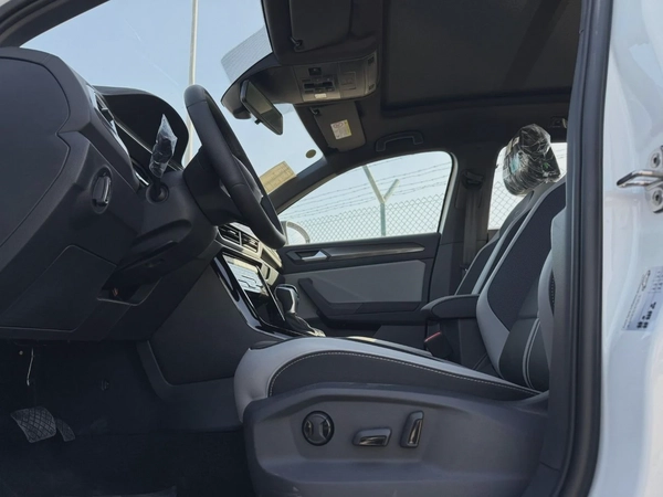 Volkswagen T ROC 300TSI Black Edition 1.5L Petrol 2025 Export Price @ 72,500 AED
