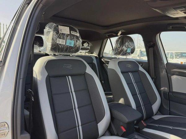 Volkswagen T ROC 300TSI Black Edition 1.5L Petrol 2025 Export Price @ 72,500 AED