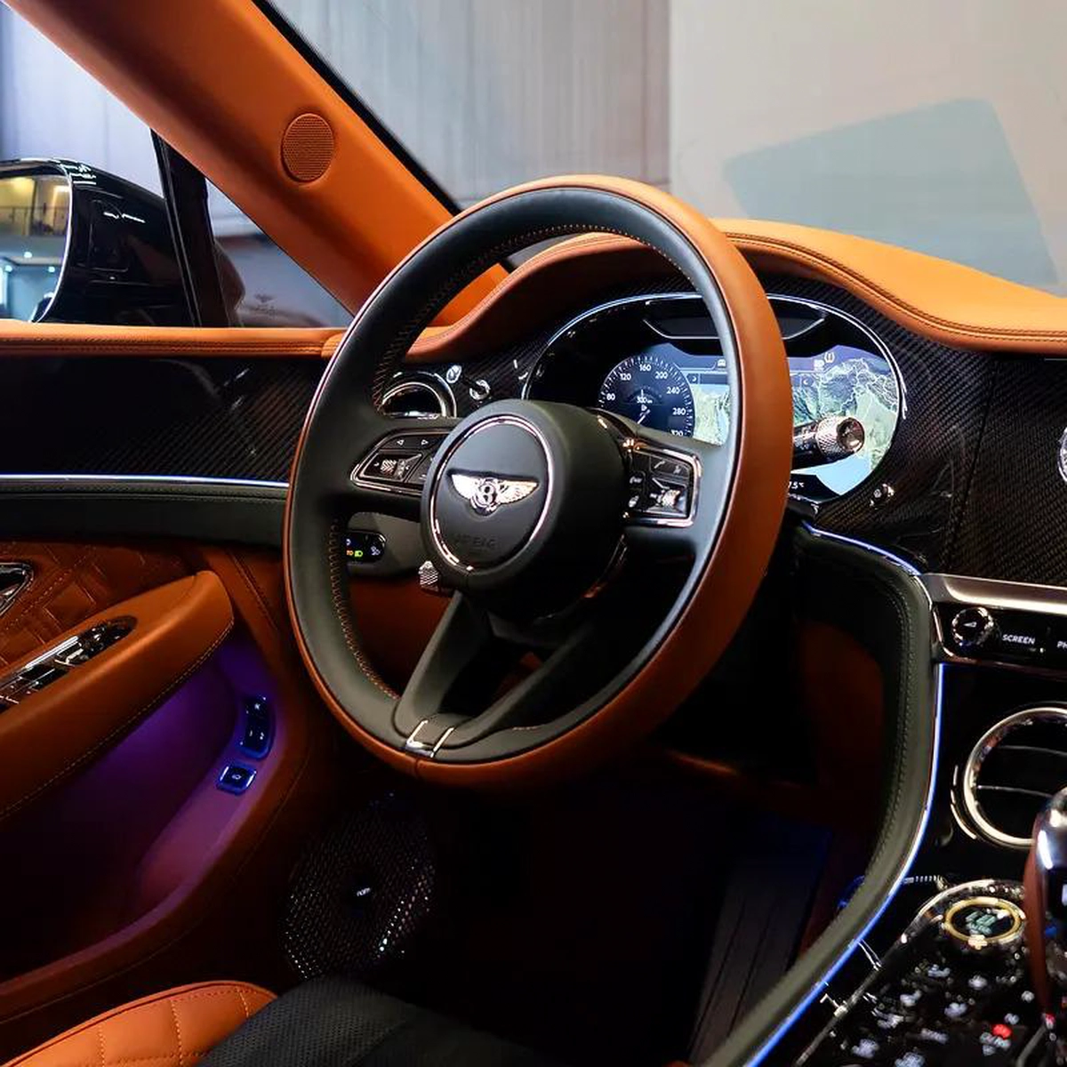 AED 19,166 p.m • 0% Downpayment • Bentley Continental GTC • 1 Year Warranty-7-7