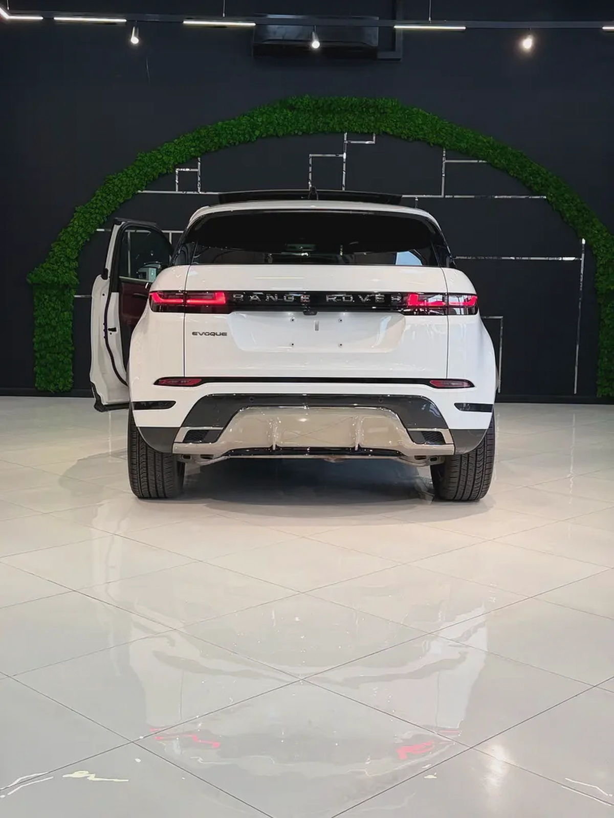 2024 Land Rover Range Rover Evoque P250 SE | Korean Specs | Brand New Condition-5-5