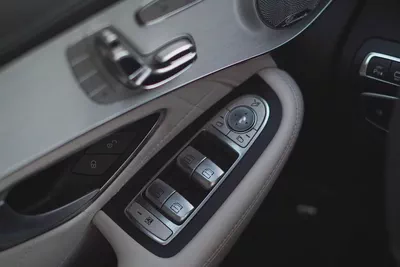 MERCEDES GLC300 COUPE AMG 2018-13