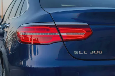 MERCEDES GLC300 COUPE AMG 2018-6