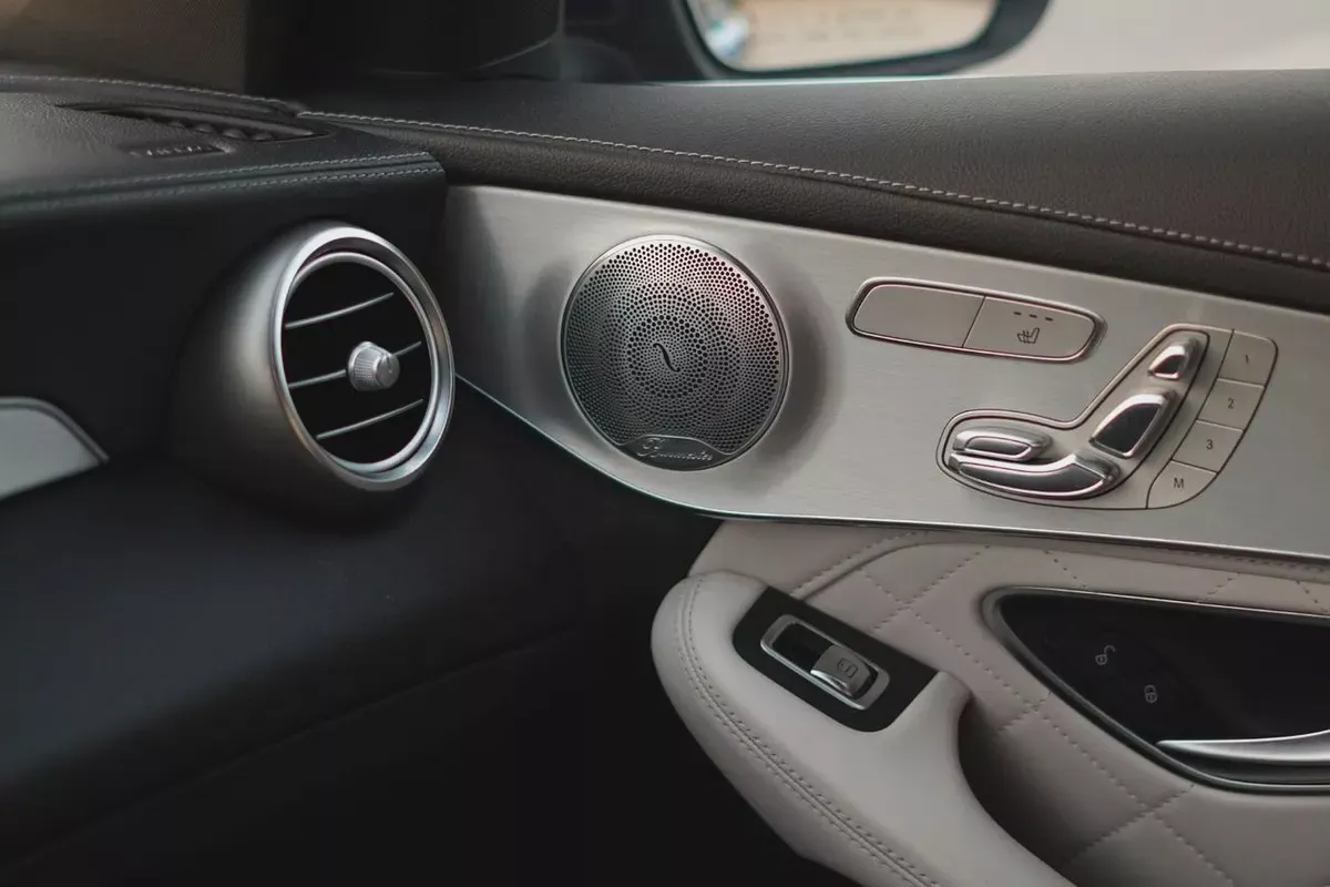 MERCEDES GLC300 COUPE AMG 2018-11-11