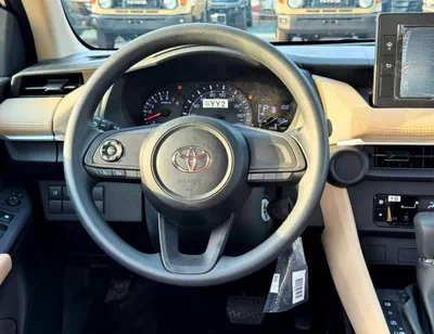 Toyota Yaris E || STANDRAD OPTION || 1.5L PETROL V4 / DVD / REAR PARKING SENSOR (CODE # YREO)-12