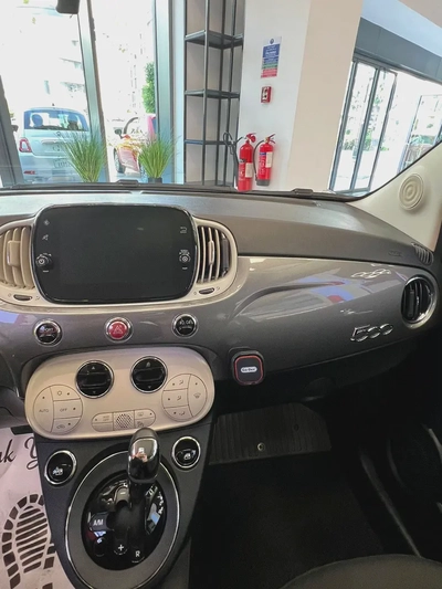 Fiat 500 Dolce Vita Cabrio Hatchback 1.4L-11