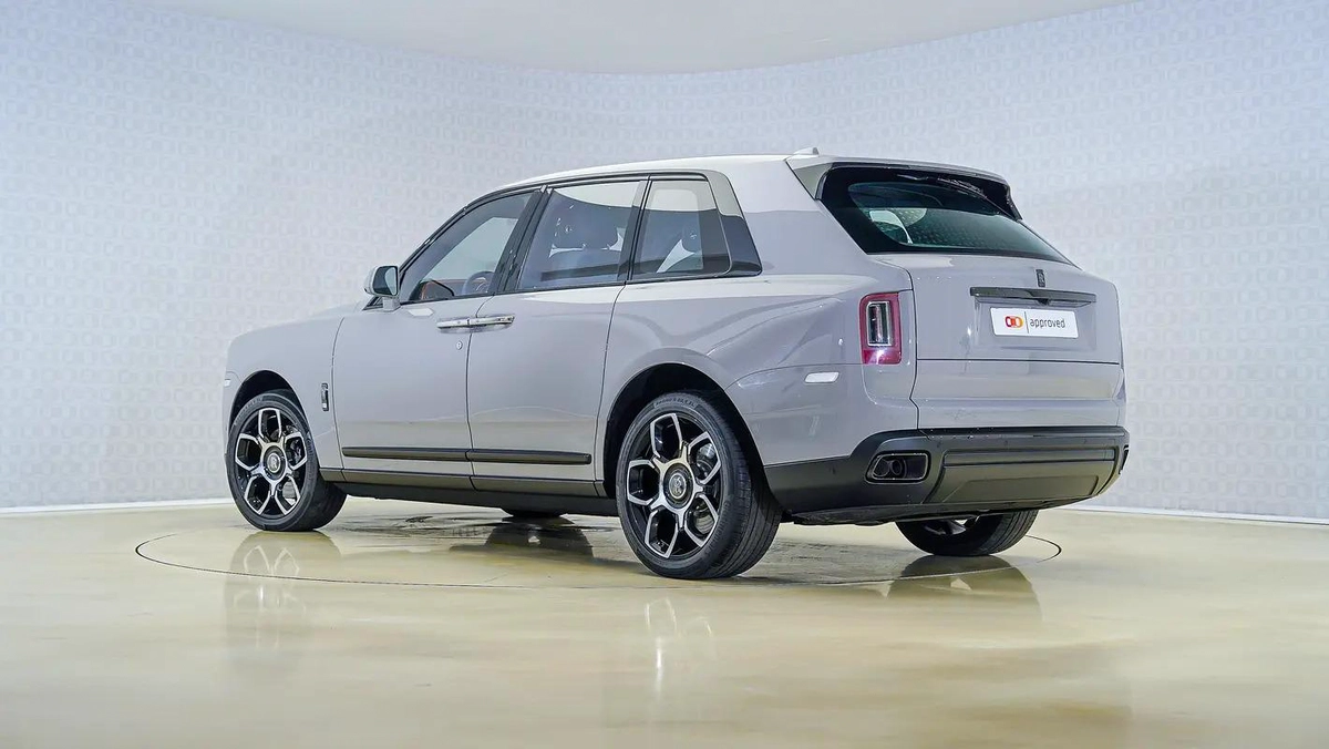 Rolls-Royce Cullinan Black Badge-5-5