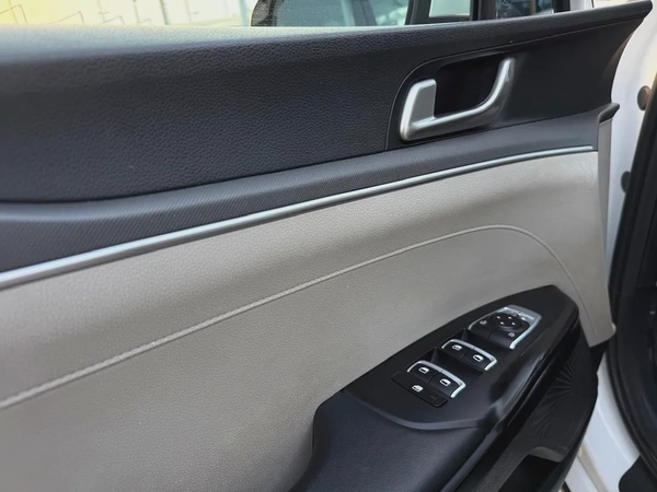 Kia K5 model 2023 gcc original paint (last price ) كيا K5 موديل ٢٠٢٣ خليجي صبغ وكالة السعر نهائي