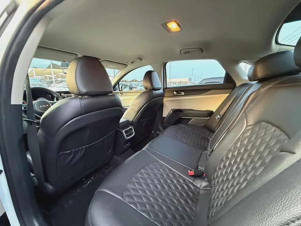 Kia K5 model 2023 gcc original paint (last price ) كيا K5 موديل ٢٠٢٣ خليجي صبغ وكالة السعر نهائي