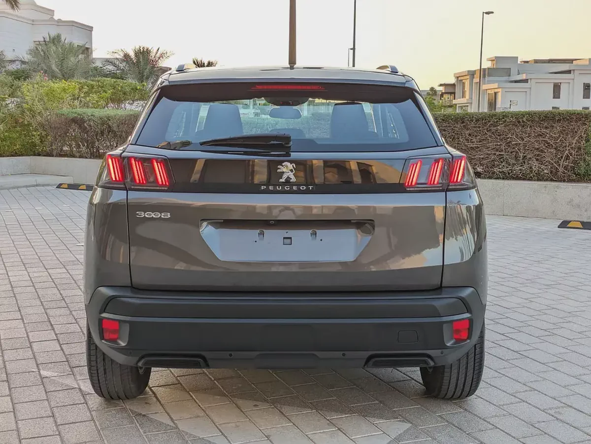 PEUGEOT 3008 ACTIVE 2022 GCC 1.6L ORIGINAL PAINT ACCIDENT FREE IN EXCELLENT CONDITION-15-15