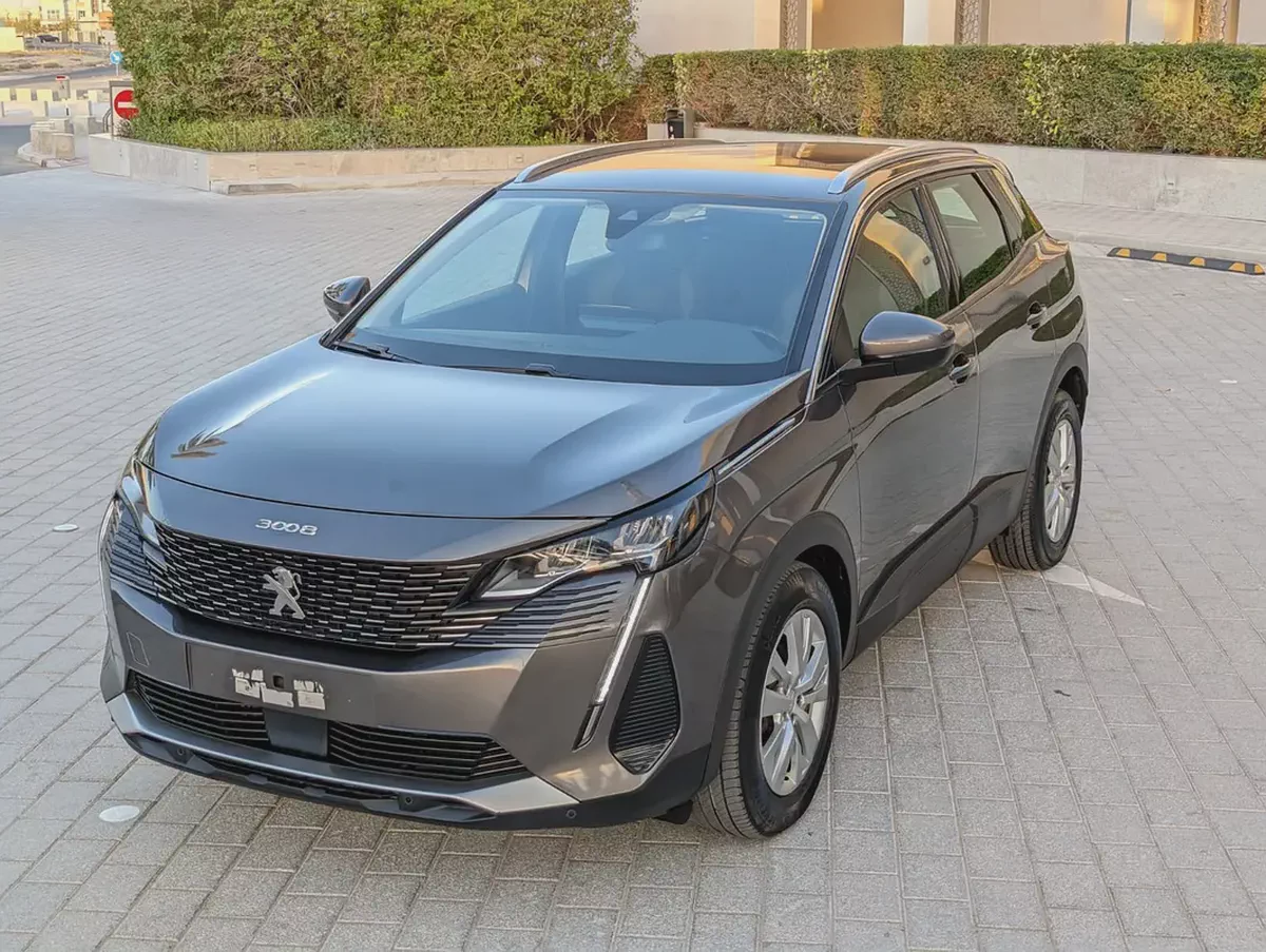 PEUGEOT 3008 ACTIVE 2022 GCC 1.6L ORIGINAL PAINT ACCIDENT FREE IN EXCELLENT CONDITION-1-1