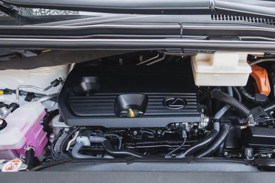Lexus LM 350h 2024-21