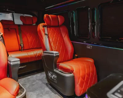 TOYOTA HIACE - 2025 - BRAND NEW - FULL UPGRADE TO VIP - GCC-10