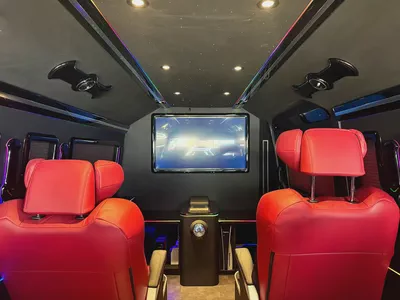 TOYOTA HIACE - 2025 - BRAND NEW - FULL UPGRADE TO VIP - GCC-11