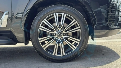 ( For Export / multiple colors ) 2026/2026 Lexus LX 600 BB ‘’Signature’’ 3.5TT V6 AWD GCC BRAND NEW-19
